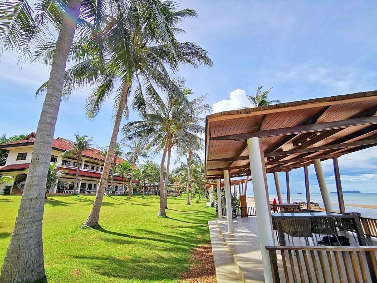 Ban Saithong Beach Resort Bang Saphan Noi Eksteriør bilde