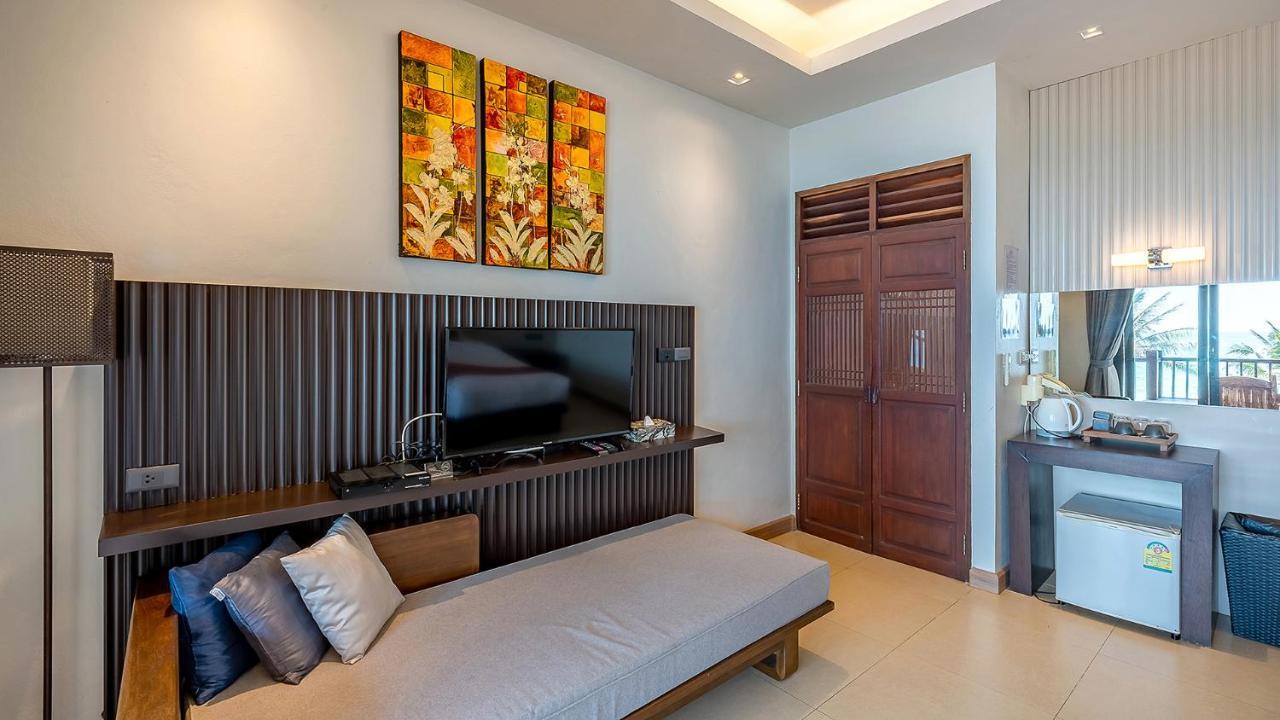 Ban Saithong Beach Resort Bang Saphan Noi Eksteriør bilde