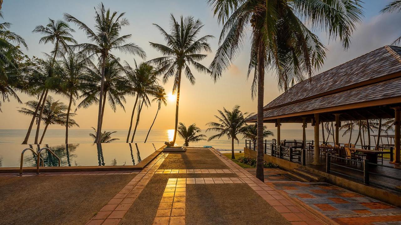 Ban Saithong Beach Resort Bang Saphan Noi Eksteriør bilde
